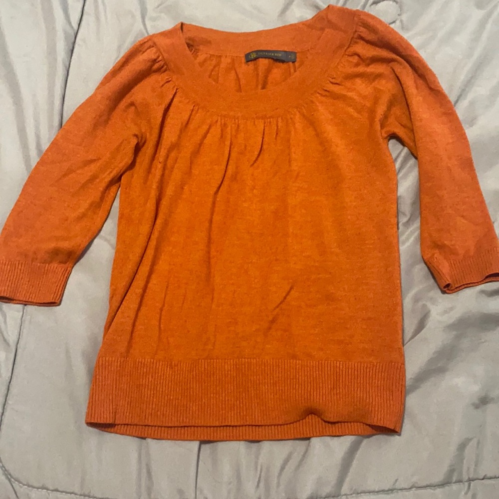 Brown 3/4 sleeve sweater